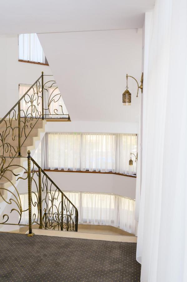 Vila Silfar Macin Екстер'єр фото